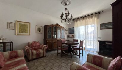Villa bifamiliare in V a CARDANO AL CAMPO